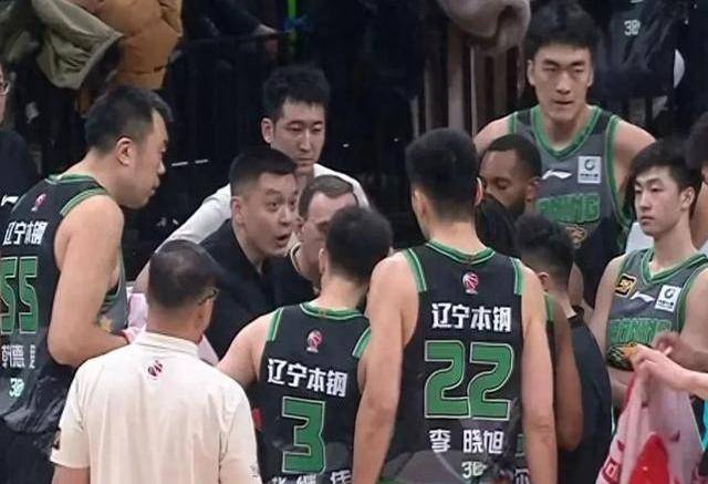 🏀今晚直播看点,上海vs辽宁,这场恩怨局谁说了算? 🏀今晚直播看点,上海vs辽宁,这场恩怨局谁说了算?