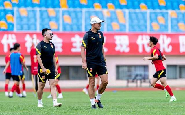 日本vs阿联酋图文直播，一场逆转与韧性的东亚足球盛宴