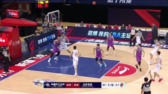 山东vs新疆1，这场CBA硬仗，看得我心都悬起来了
