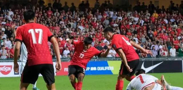 中国香港vs中国男足,一场德比背后的真实差距与暖心故事 中国香港vs中国男足,一场德比背后的真实差距与暖心故事