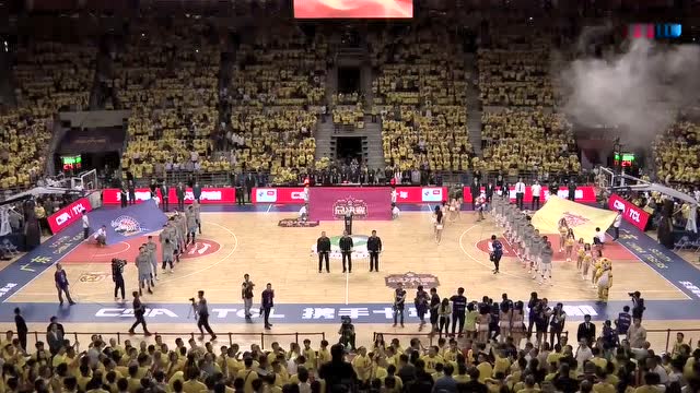 CBA广东VS上海录像，那些在屏幕前吼出来的夜晚